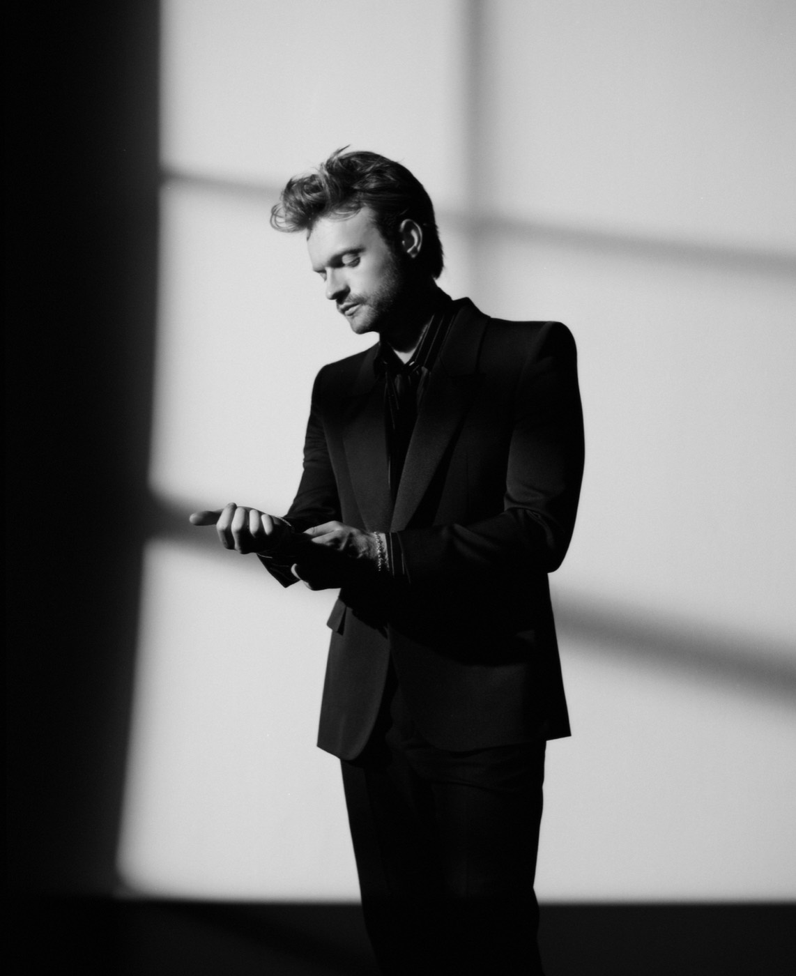 Finneas – 2
